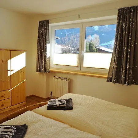 Nicole Apartman *